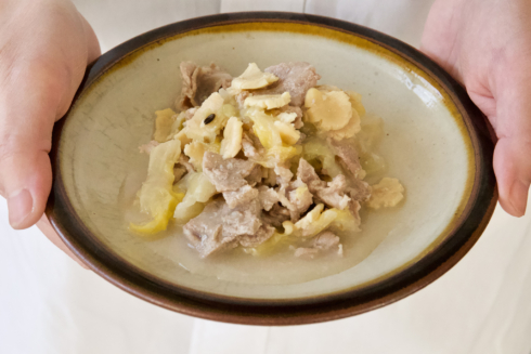 つづくをたべるレシピ 002 新潟「打ち豆と豚肉の酒粕煮」