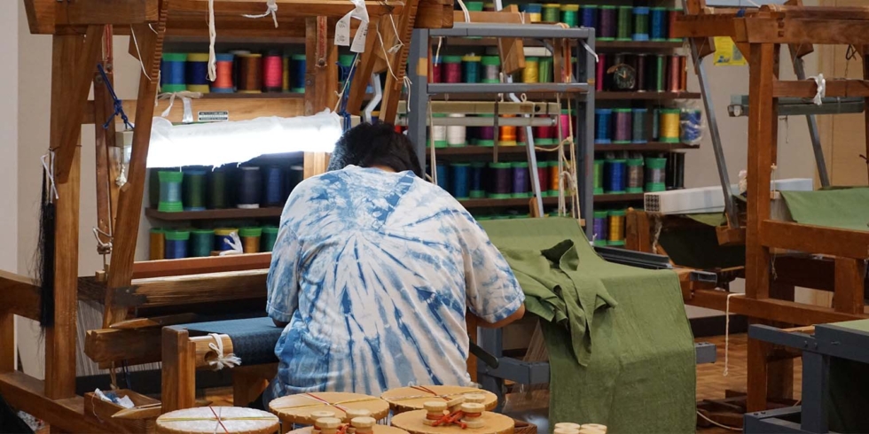 「鹿児島の織りと染め」工房見学レポート