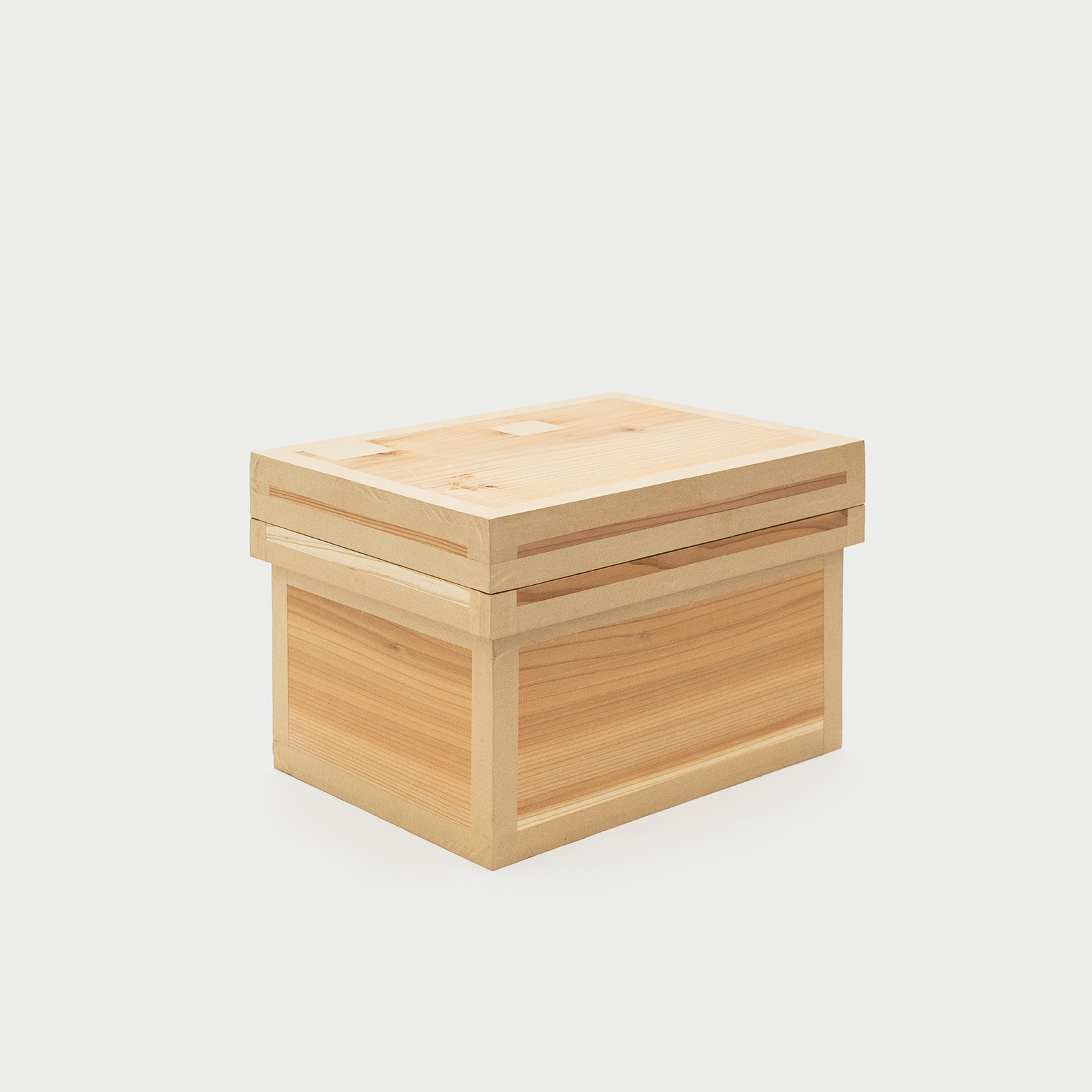 大切なものを守る 業務用の木箱 お茶箱 | D&DEPARTMENT