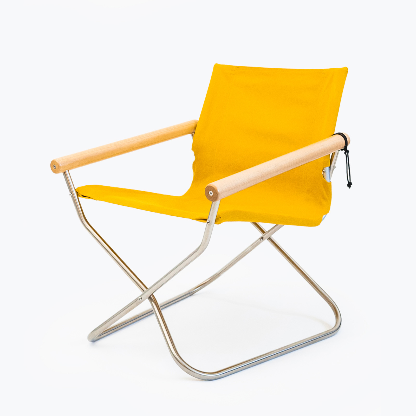 移動できる居心地 ニーチェアエックス | D&DEPARTMENT