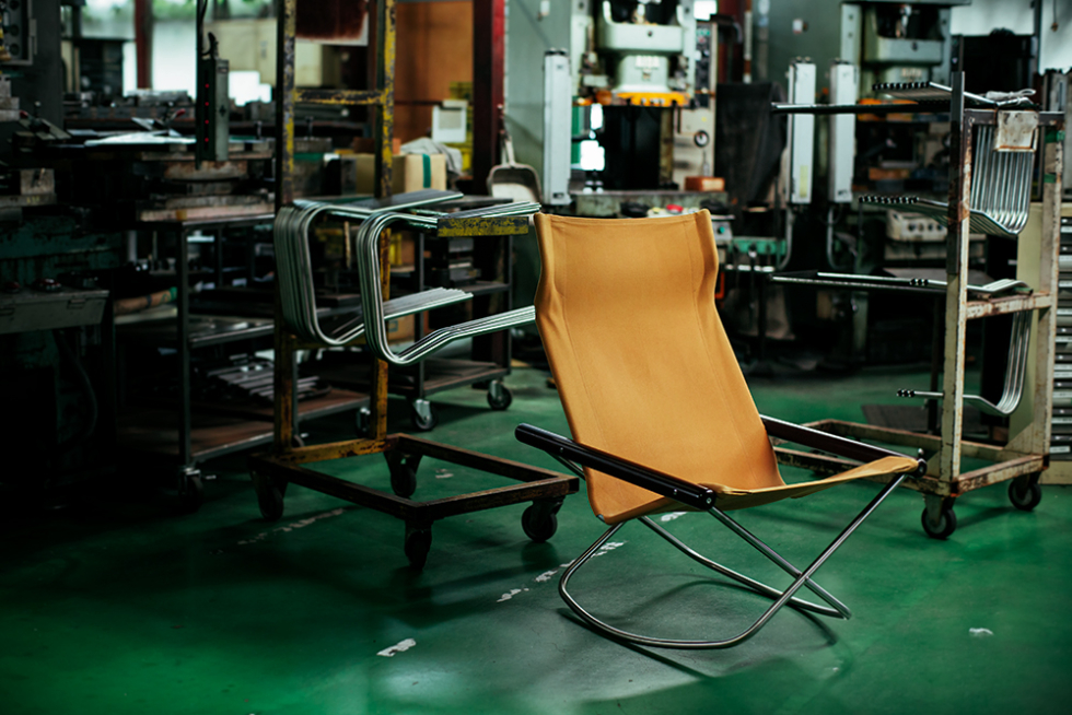 ニーチェアエックスのもののまわり | D&DEPARTMENT