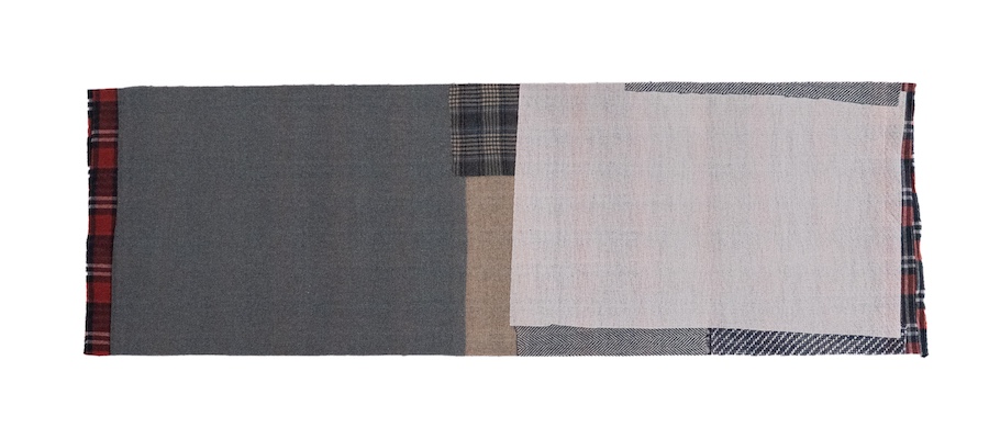 尾州産のウール生地を再利用した 一点もののラグマットRUG LIFESTOCK